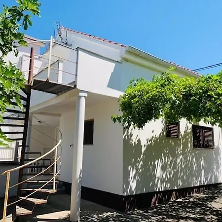Apartment Diklo 1 Zadar